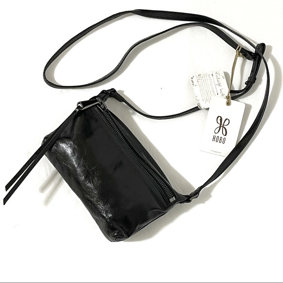 Hobo Alexis Black Leather Shoulder Bag - Picture 2 of 15